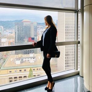 Meet your Posher, Dulce